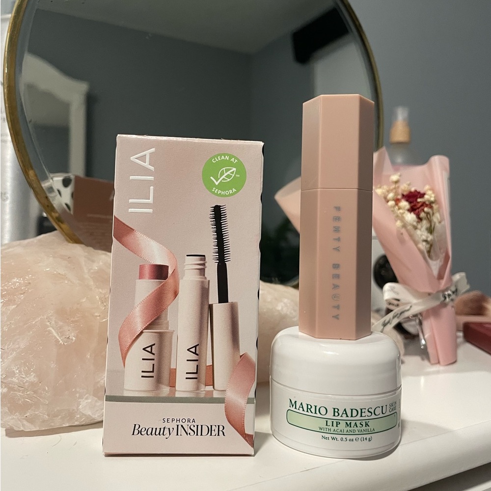 Makeup bundle: Fenty, ilia, Mario badescu